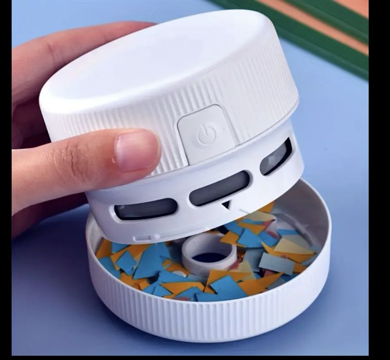 Компактна преносима прахосмукачка – идеална за дом, офис и автомобил!