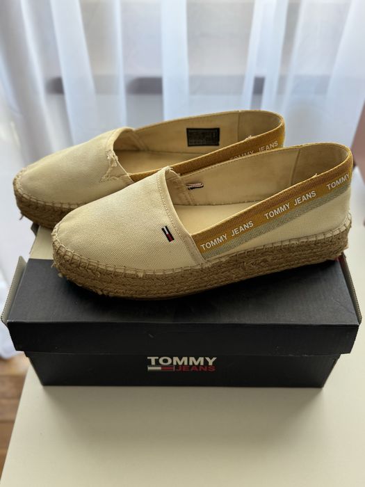 Дамски еспадрили TOMMY JEANS