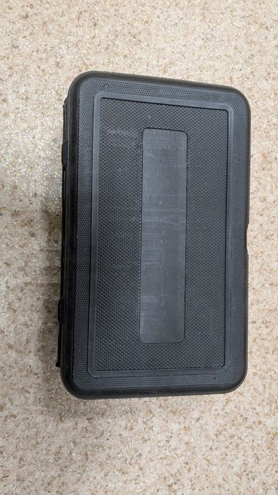 Гравер с насадкой для фрезы по дереву