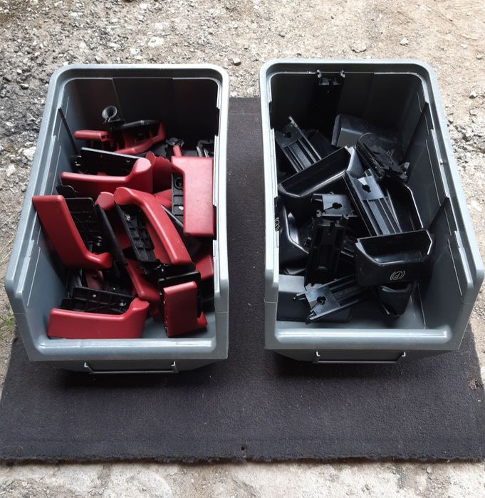 Дръжка преден капак Mercedes / Мерцедес