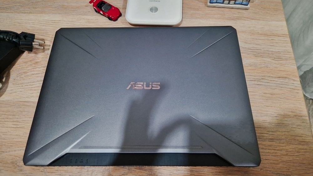 Продам ноутбук asus tuf неисправен