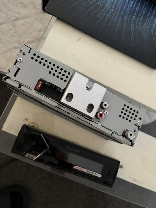 CD плейър Pioneer USB AUX