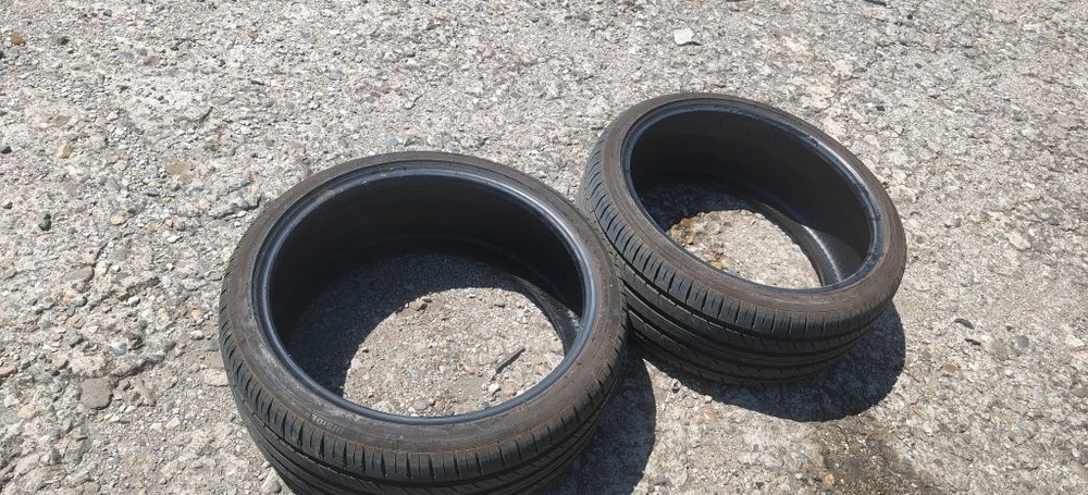 Две гуми sunfull 245/35/R20 dot 32/23