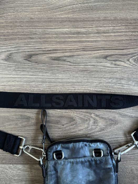 Чантичка Allsaints
