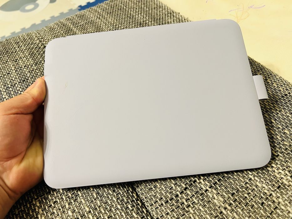 iPad Pro 11” Gen 3 M1 – 128GB Magic Keyboard purple