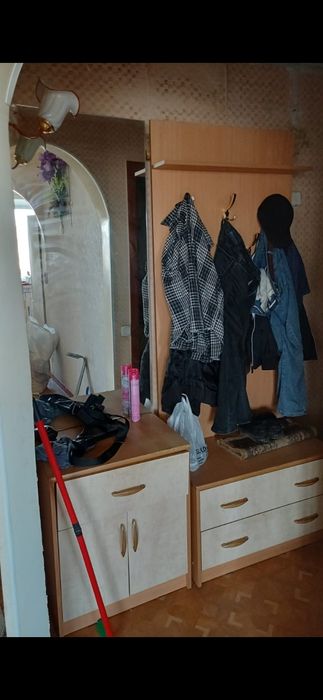 Отдам даром, самовывоз с 4 этажа.