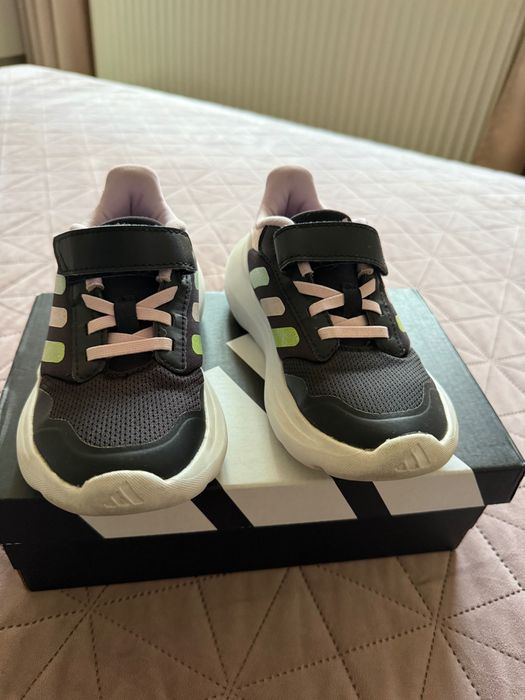 Adidas детски маратонки