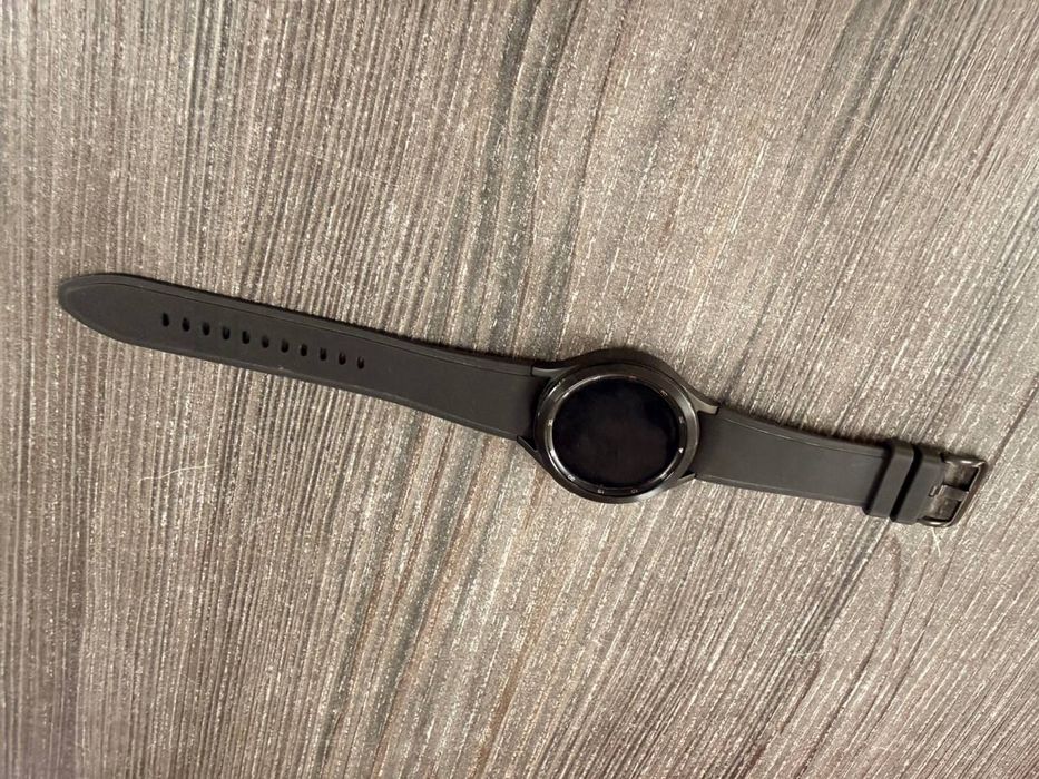 Samsung galaxy watch 4classic•Baitimes 0.0.24