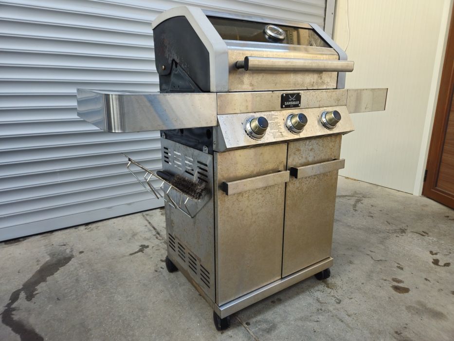 Професионално барбекю на газ