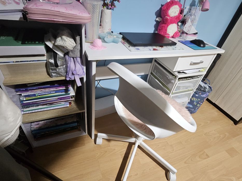 До 30.01!Мебели: легло , гардероб, шкаф, бюро, стол, библиотека, трапе