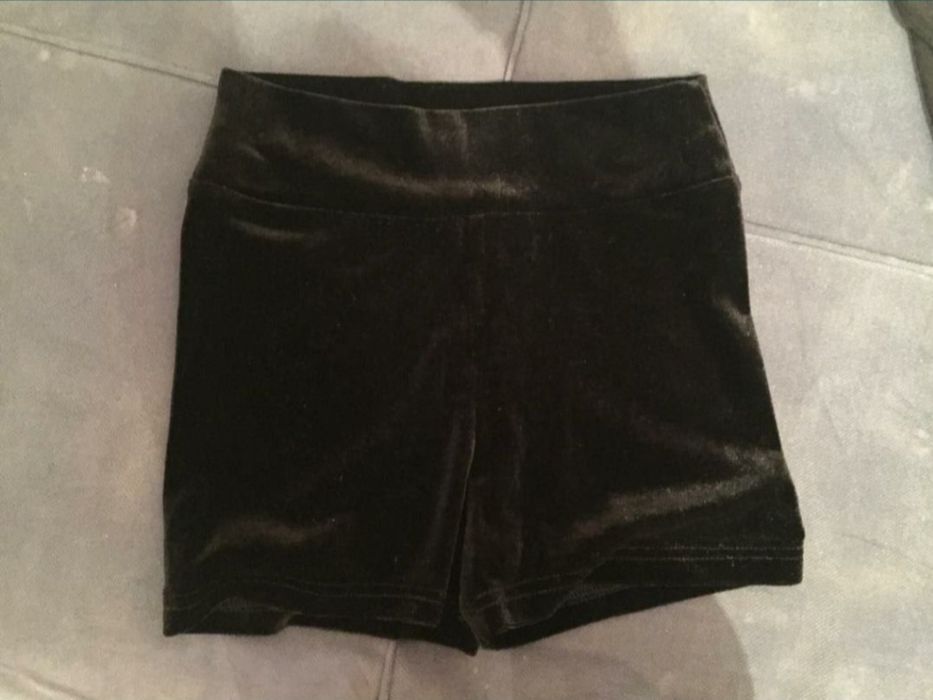 Продам новый костюм для танцев