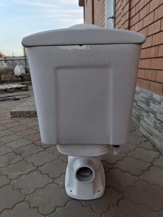 Унитаз шикарный -