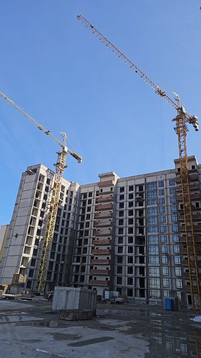 Продам башенный кран