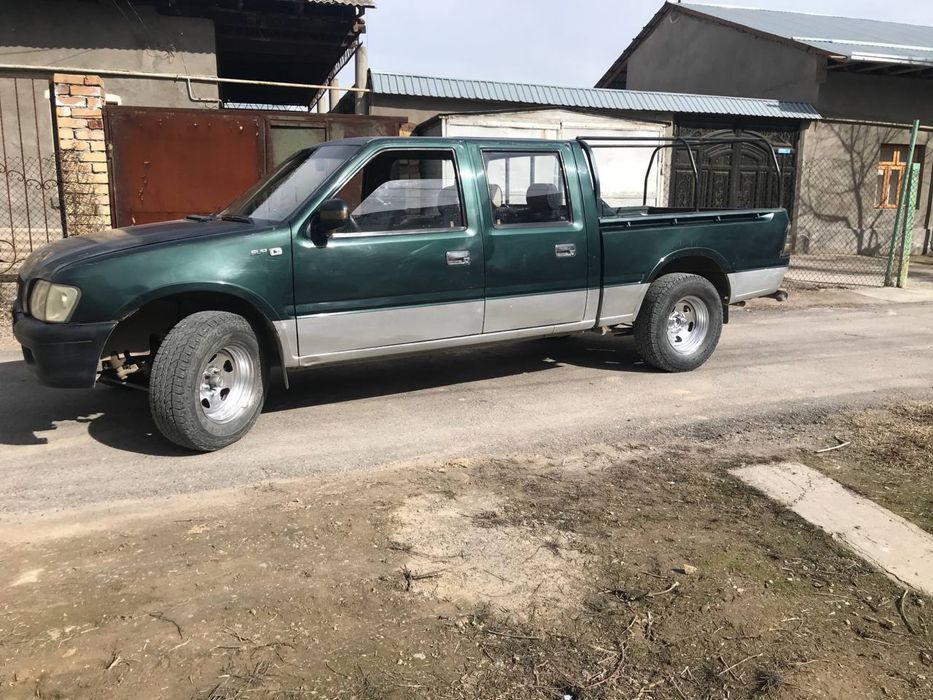 Tayota Hilux pikap