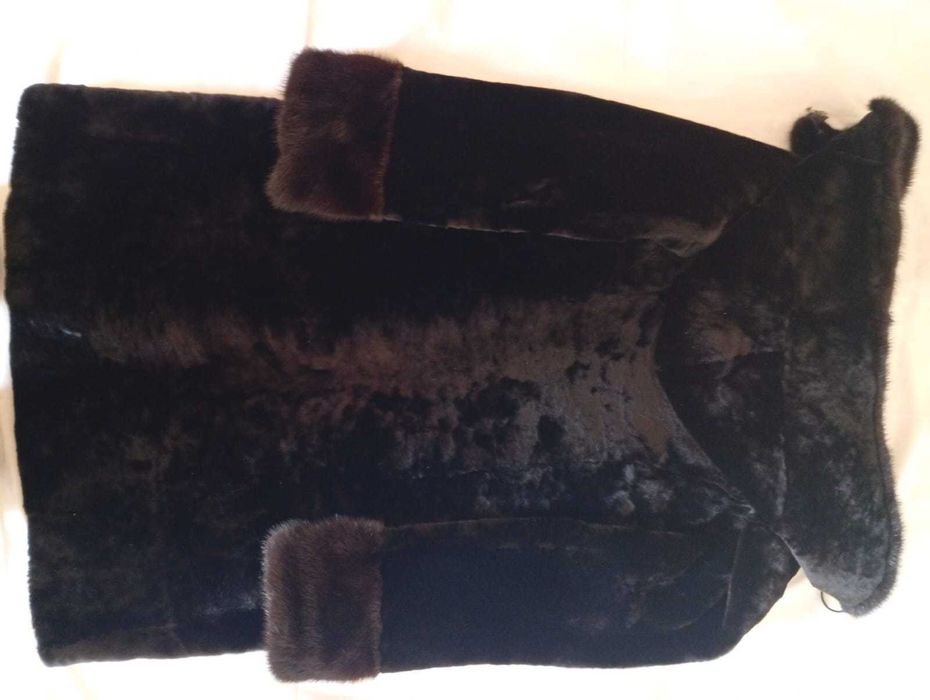 Продам шубу мутон размер 46