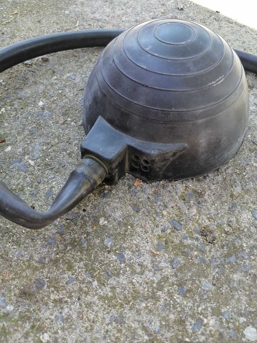 Продавам помпа за лодка