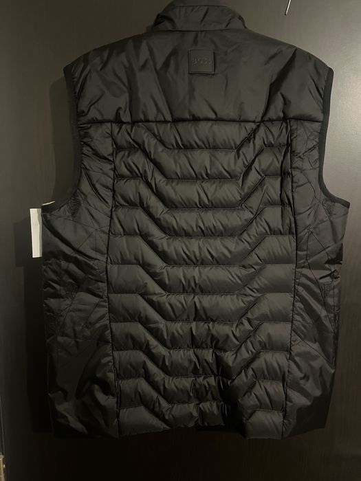 Vesta Hugo Boss originala, marime S