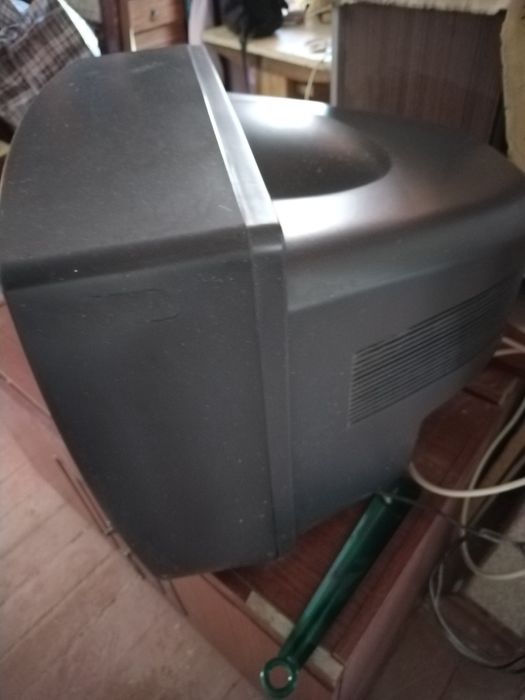 Продам телевизор