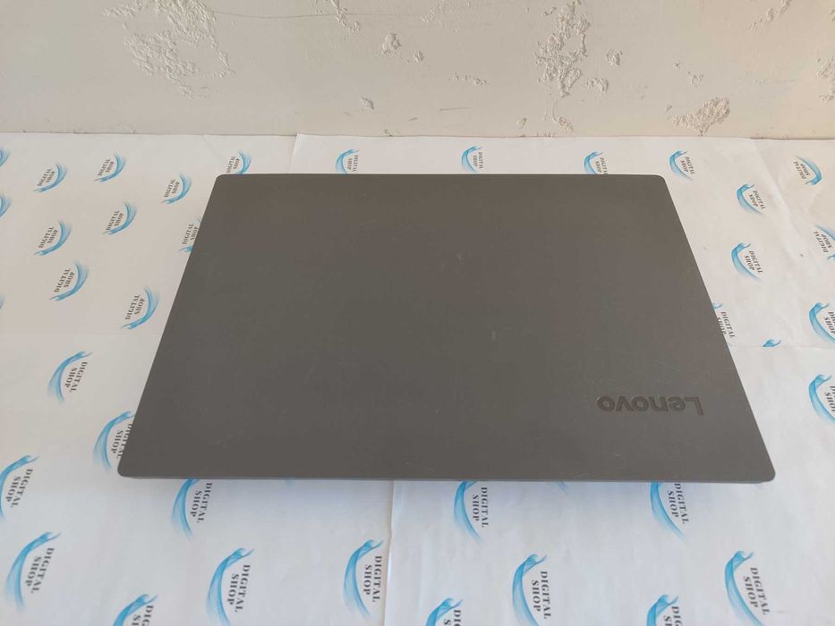 Lenovo V130-14IKB i5 - 7200U, 8GB DDR4, 256GB SSD, 14'' FHD, клас "А"