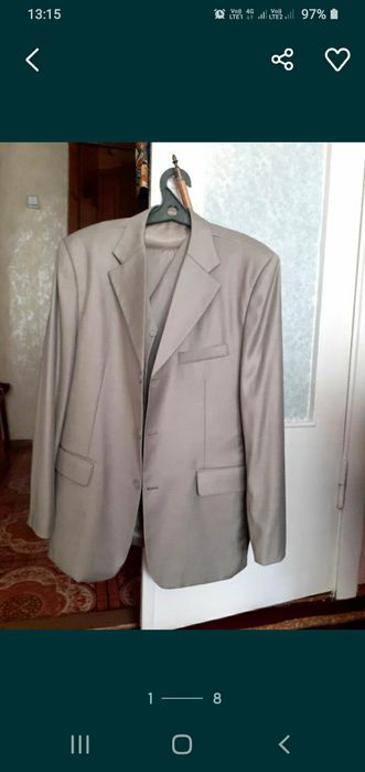 Разгрузка гардероба.