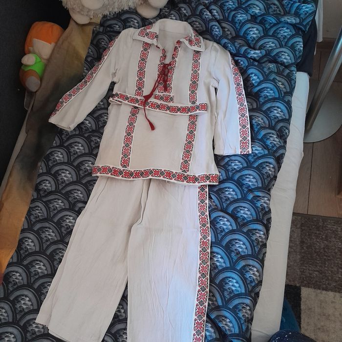 Costum popular copii