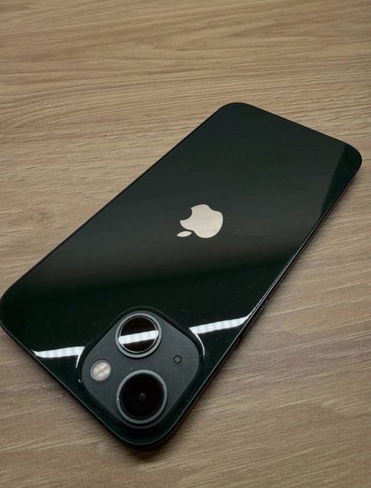 продаю iphone 13 black