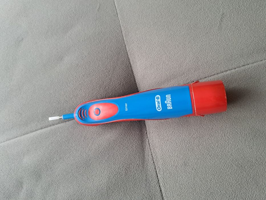 Детска електрическа четка