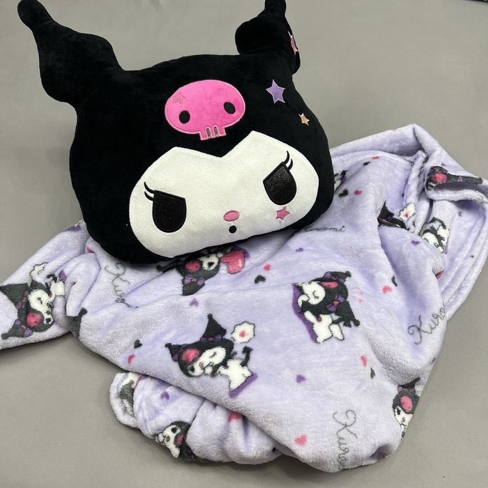 Подушка и плед Куроми