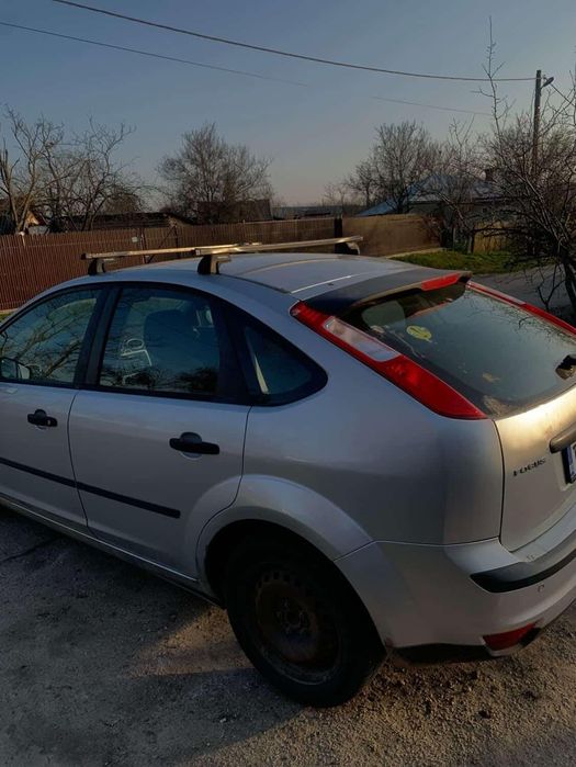 Vând schimb Ford focus mk2