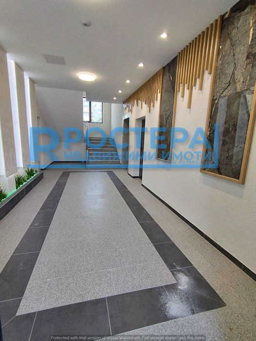 Продава се Двустаен апартамент в Търговище, Център - 60 кв.м за 1033 €/кв.м - Снимка #12