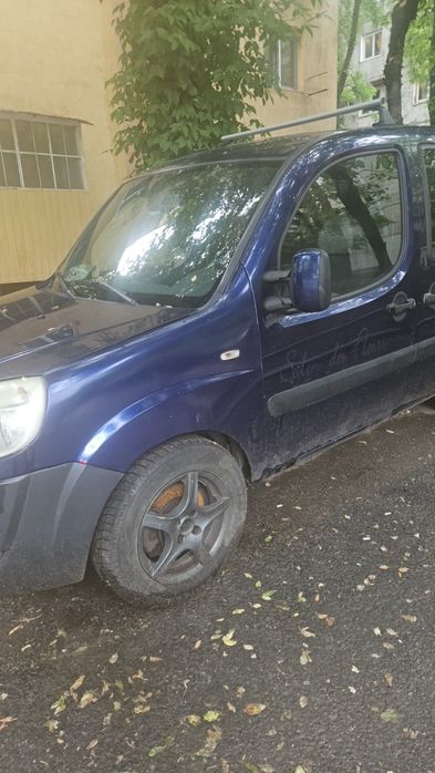Vand Fiat Doblo. Fiscalul pe loc.Negociabil.