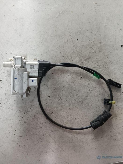 Asistent Inchidere Usa Mercedes-Benz S-Class W222, V222, X222 2013 - > 3.0 S 350 Bluetec / D Om 642.861 190Kw|258Hp 0