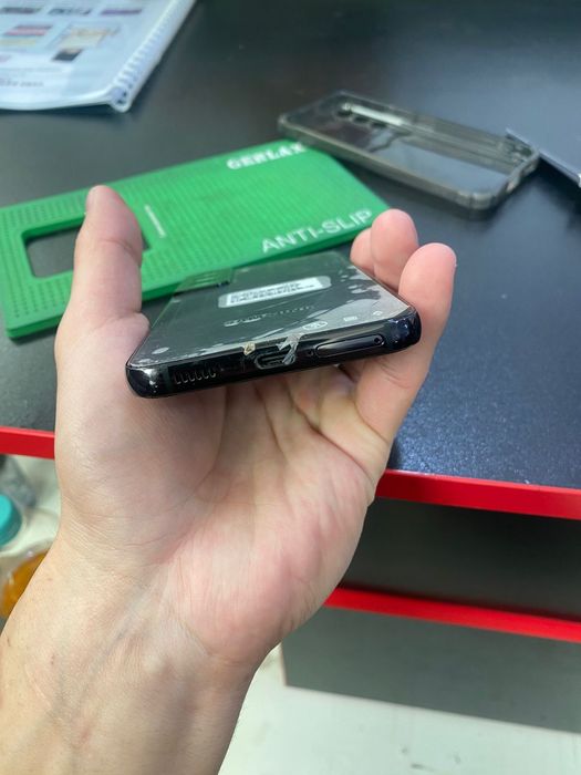 Samsung S22 идеал