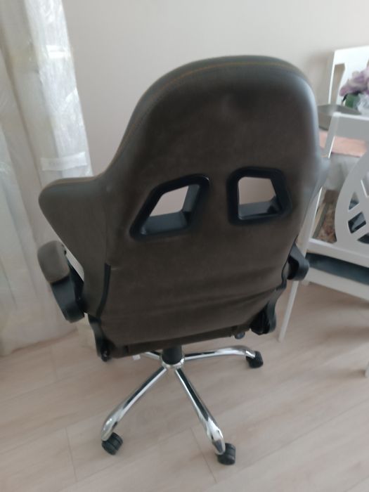 Компьютерное кресло