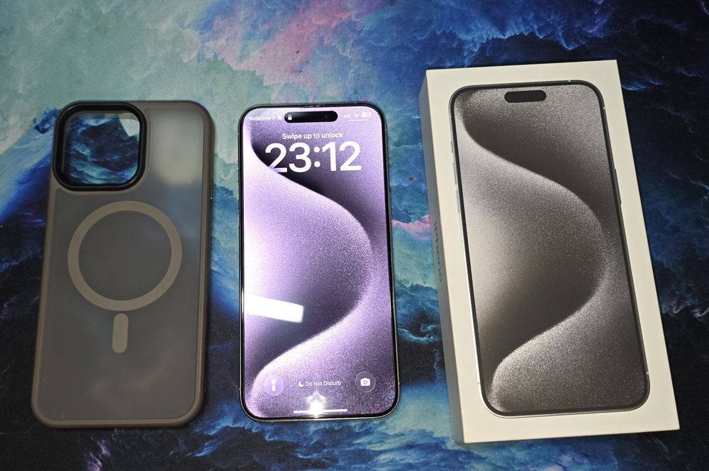 Iphone 15 Pro Max 256GB  Impecabil la Cutie