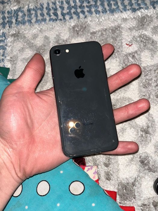Iphone 8 с гарантей