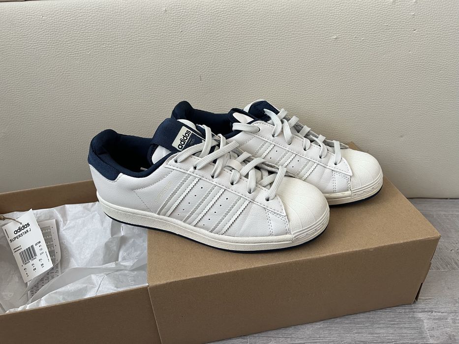 Adidas Superstar