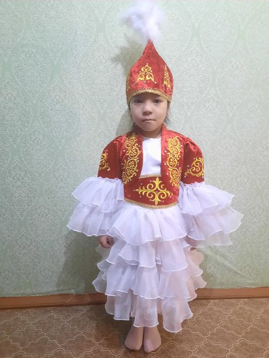 Прокат национальных костюмов .