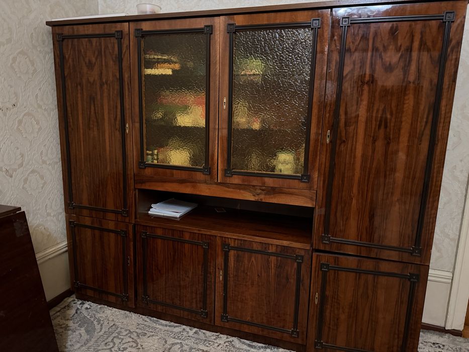 Сервант+ камод для зала