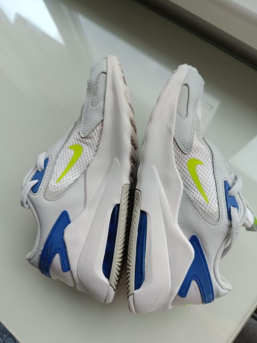 Маратонки NIKE Air Max Bolt