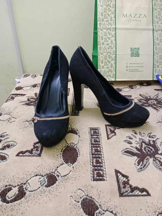 4 вида Женская обувь.