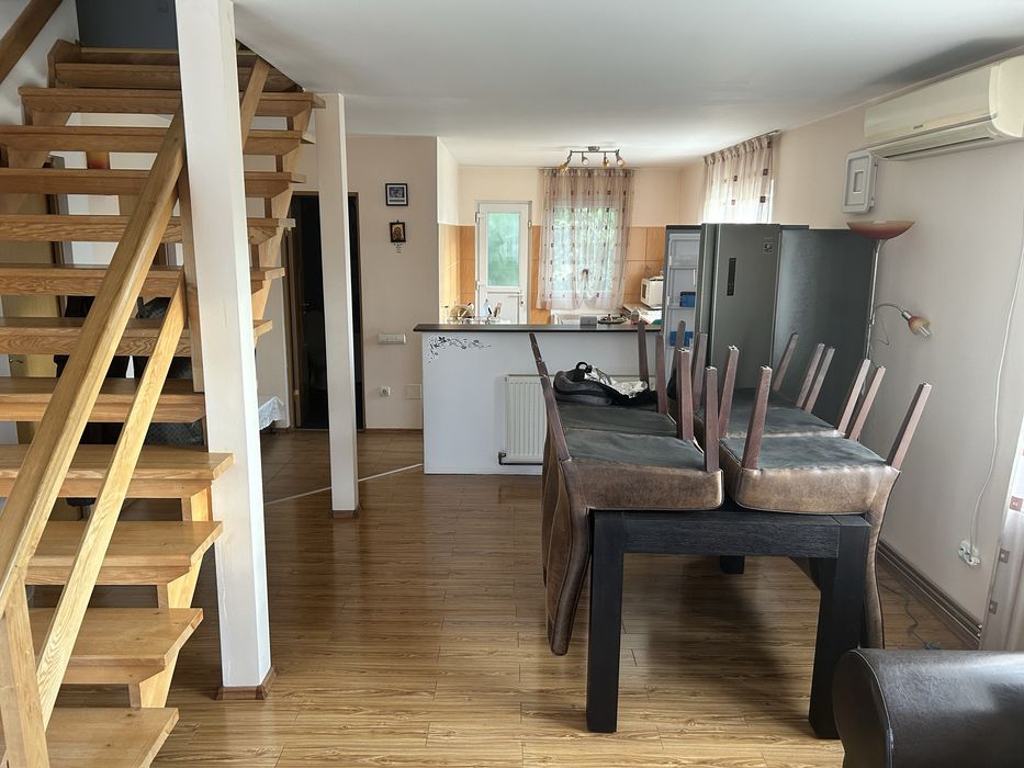 Casă de vânzare în Livezile – confort, spațiu și o proprietate care oferă mai mult decât o locuință