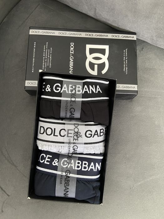 Boxeri barbati.