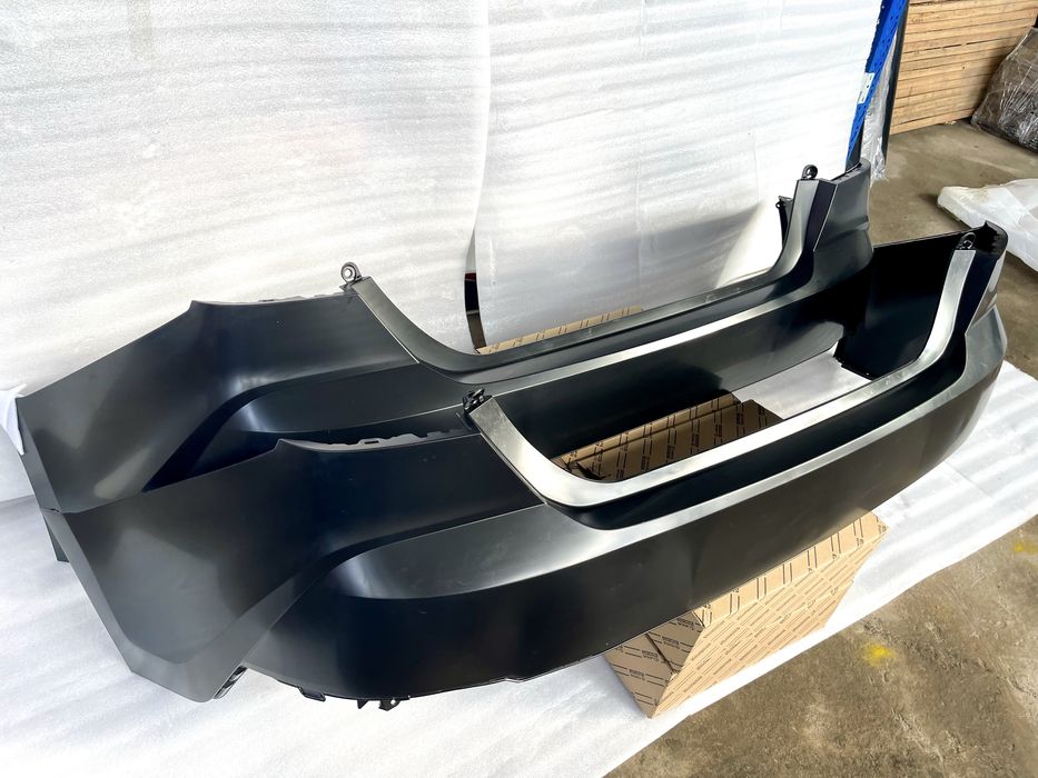 Задний бампер на Camry 80 Камри 80