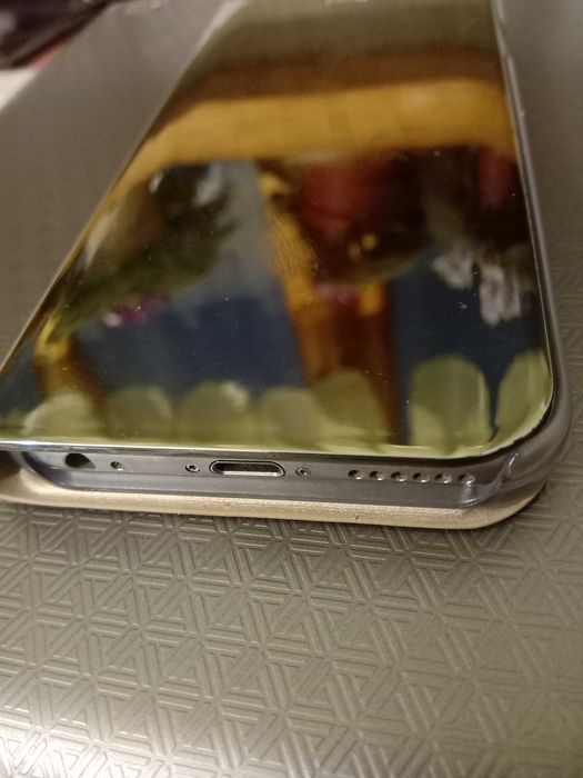 iPhone 6 в отличном состоянии