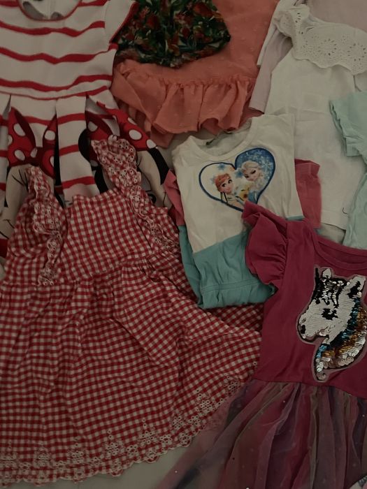 Lot hainute vara fetite 2-3 ani