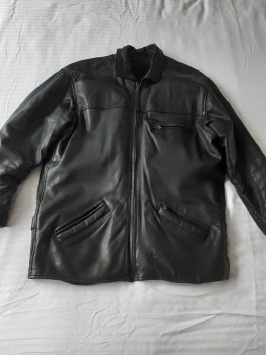 Scurta piele barbati / dama .