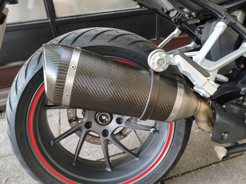 Оригинален карбонов ауспух Leo Vince за BMW R1200r/rs