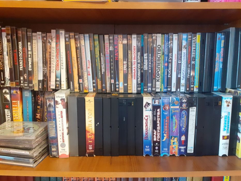 Продам видео кассеты и видео диски