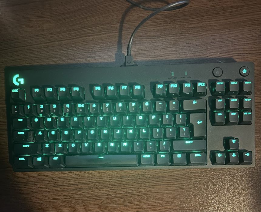 Logitech G Pro Клавиетура blue switches